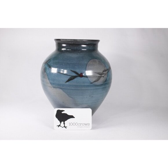 Vintage art pottery vase, Full moon winter themed elegant artist signed pottery - Picture 6 of 10